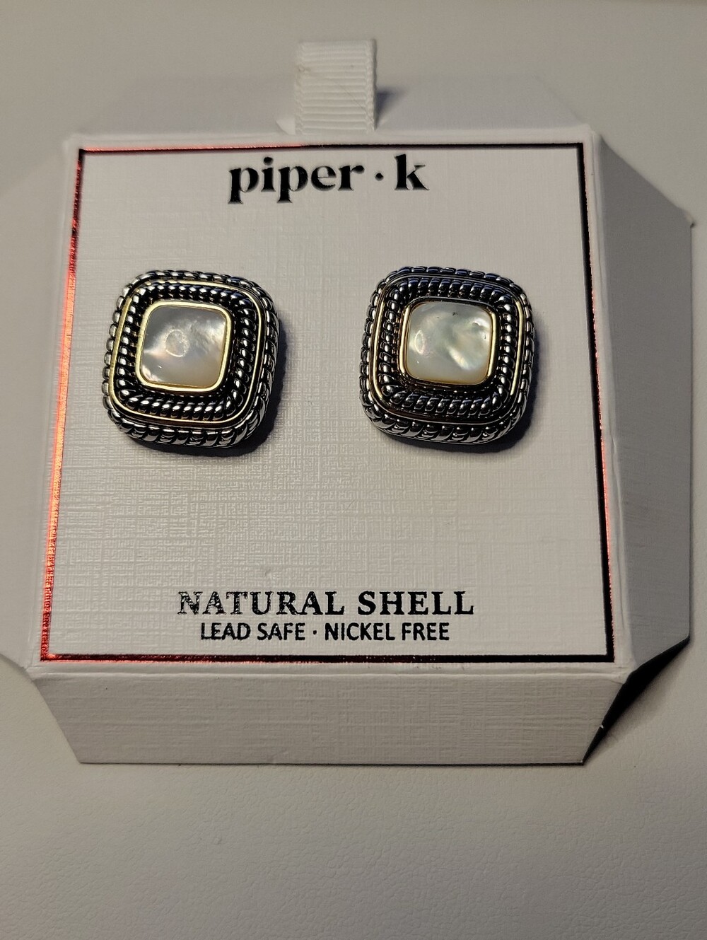 Piper•k NWT Natural Shell Mop Square Silver-Tone Stud Earrings Coastal,southwest